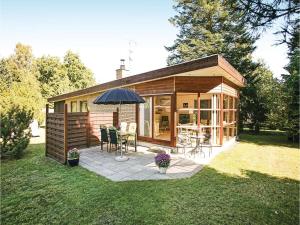 One-Bedroom Holiday Home in Ronne