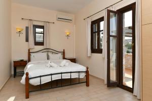 Achelatis Traditional Guest Houses