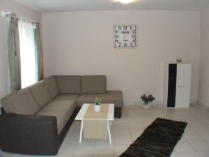 Nika nyaraló jakuzzival