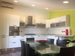 Appartamento Mansarda a pochi passi dal mare Brolo Italia