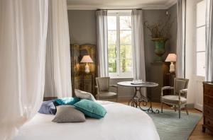 B&B / Chambres d'hotes La Divine Comedie-Suites Deluxe : photos des chambres