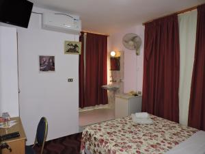 Valentine Inn