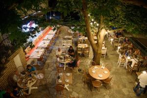 5 PLATANIA Skopelos Greece
