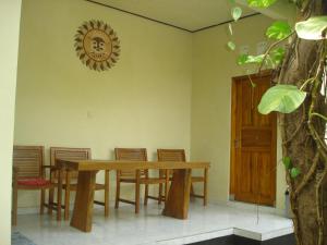 Penginapan Sedap Malam