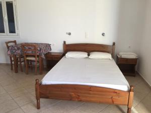 Eugenia travasarou sea view appartments