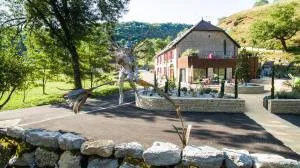 费斯度假屋 - Marnoz