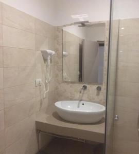 Double Room with Balcony (2 Adults + 1 Child) room in Robin Rooms