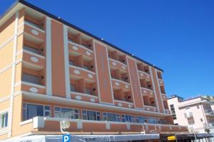 Hotel Alexander Resort
