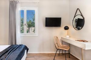 Artemide city places- Petite Apartments