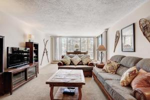 One-Bedroom Apartment room in 2065 The Pines Condo