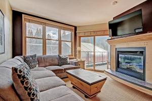 One-Bedroom Apartment room in 8186 Silver Mill Condo