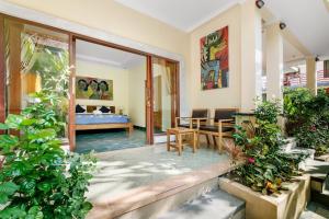 Metteyya Healing House