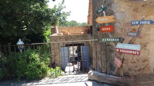 Appartements Bastide Provencale Les Muriers d'Engaspaty : photos des chambres