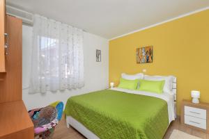 Sun&Sea 4 stars apartment