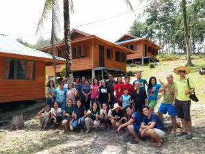 Long Titi Homestay - Lundu