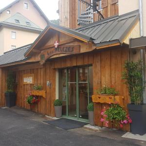 Hotels Hotel-Chalet les Melezes : photos des chambres