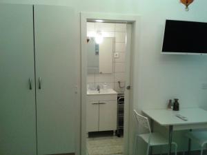 Studio apartments Ana & Mia