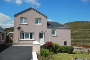 73 Westend, Balallan, Isle of Lewis - Calbost