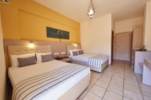 Superior Queen Room with Two Queen Beds room in Thalia deco City & Beach Hotel