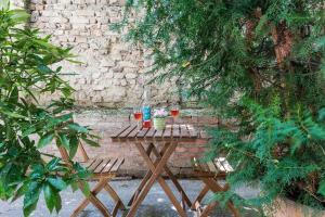 Industrial Style Appartment with AC steps to Gozsdu