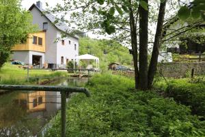 Penzion EifelKyll-Lodge Mürlenbach Německo