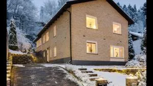 Child friendly Villa 4BR 10 min to Gothenburg City - Landvetter