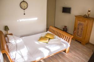 Light & Spacious Apartments with Terrace on Quiet Street