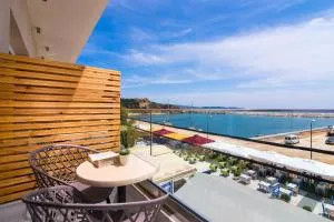 莫罗斯酒店 - 佩弗卡里