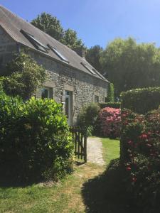 Maisons de vacances Le Pressoir de la Gervaiserie - 300m de la plage : photos des chambres