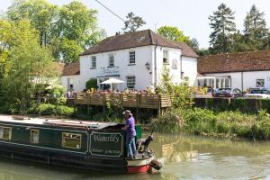 4 stern pension The Dundas Arms Kintbury Grossbritannien