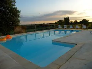 Le Domaine du Bel Air - 卡斯提永拉巴泰伊