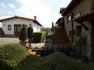 Viviendas rurales Fuente Domingo - Herrán