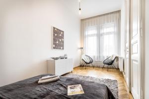 BpR Luxe de Noir et Blanc Apartment