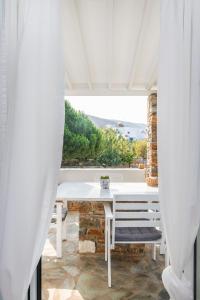 Didymes Studios Tinos Greece