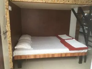 Joshi Yatri Niwas - Jaisingpur