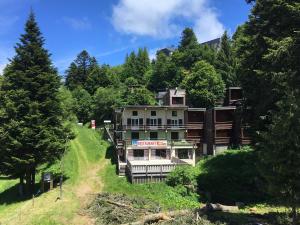 Hotels Le Rocher Du Cerf : photos des chambres