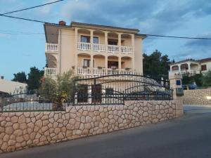 Apartment Martina Soline