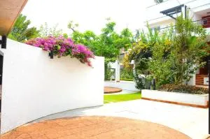 Villa Samaara1 on Candolim Main Road pool facing - Candolim