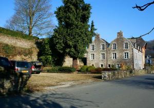 Maisons de vacances Val Rive - Le Pintadeau Cottage - Dinan : photos des chambres