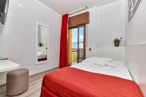 Deluxe Single Room room in Hotel Catullo