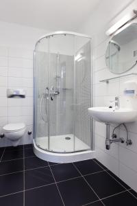 Twin Room room in Hostel Marmota