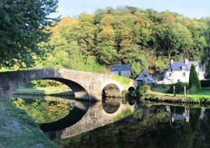 Maisons de vacances Val Rive - Rose Cottage : photos des chambres