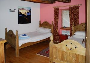 Val Rive - Rose Cottage