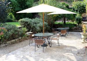 Val Rive - Rose Cottage