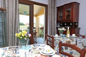 Palmas Dorada Home