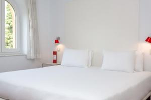 Standard Double or Twin Room room in Exe Victoria Palace