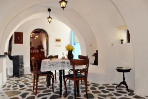 «Astrofeggia» A private stone house Nature-Seaview