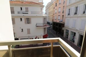 2 bedroom, 2 bathrooms, 2 mins from the Croisette, Monod 348