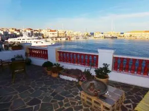 Locadiera Pansion - Ermoúpoli