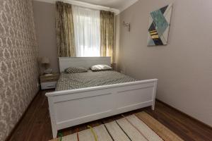 Central line apartment